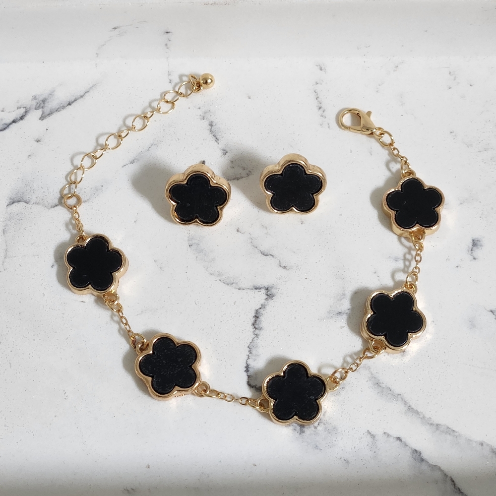 Adorable Black Flower in GoldTone Earrings and Bracelet Set